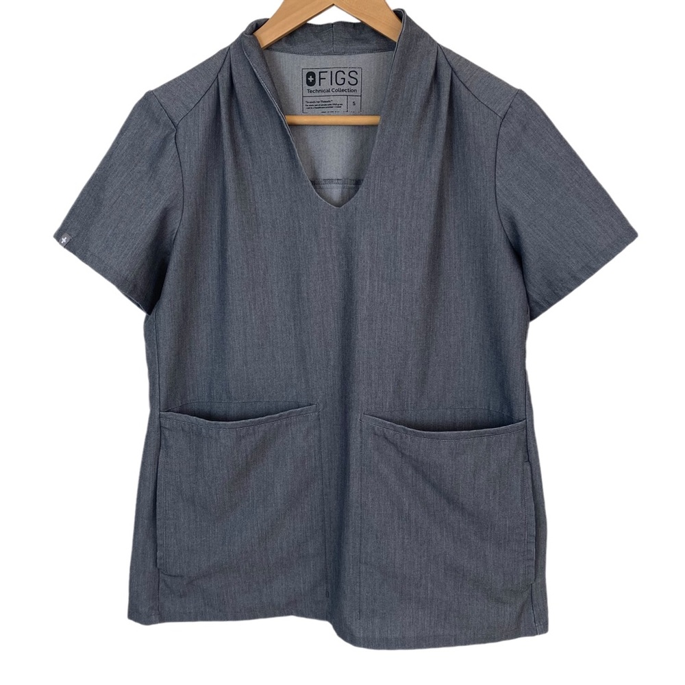Figs Technical Scrubs Top Gray Small